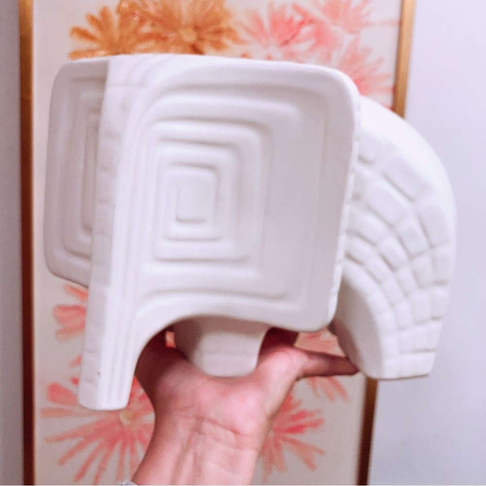 JONATHAN ADLER Menagerie Very Large Lucky ELEPHANT Sculpture - Stoneware